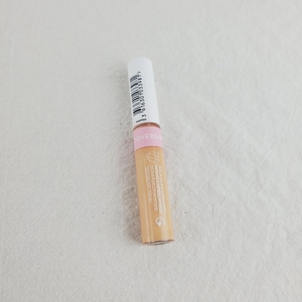 LAST ONE 🔥 COVERGIRL clean fresh hydrating concealer